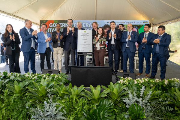 MEC anuncia edital de Itaipu para instalação de placas fotovoltaicas em todas as universidades públicas do Paraná