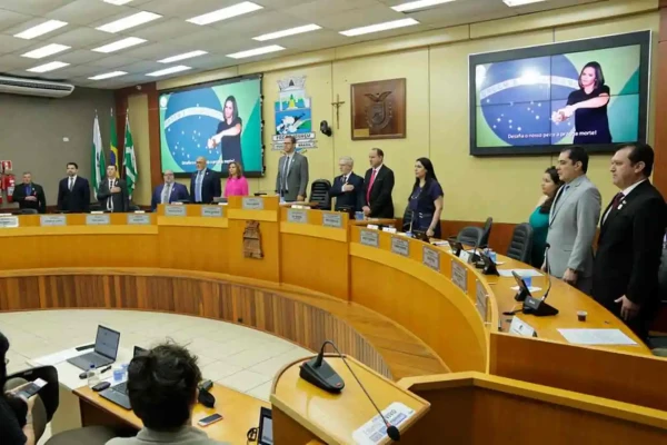 Vereadora anuncia CPI para abrir ‘caixa-preta’ do Foztrans