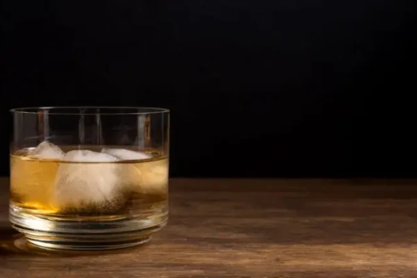 Saúde investiga morte em Foz suspeita de intoxicação por metanol