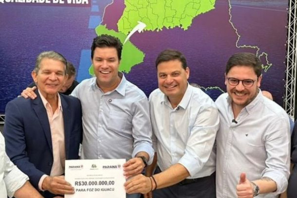 Foz do Iguaçu recebe R$ 30 milhões para obras do Governo do Estado