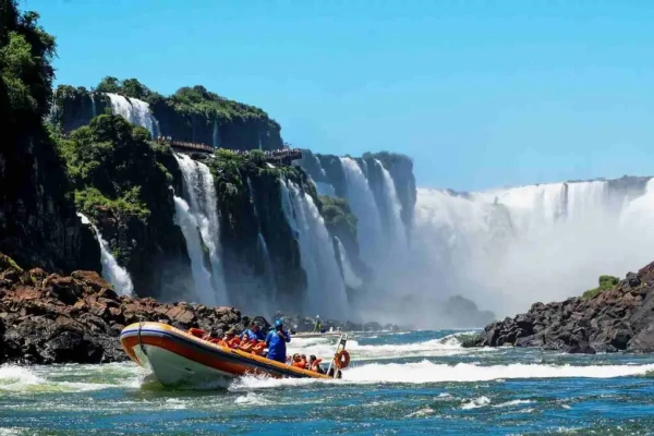 Nova tabela do IR amplia isenção e favorece profissionais do turismo
