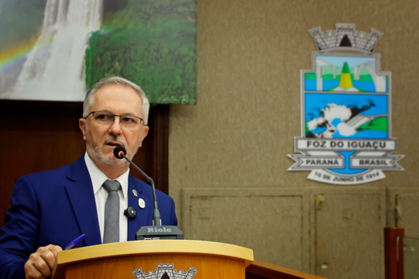 Juiz concede liminar e paralisa procedimento ético contra vereador Ranieri