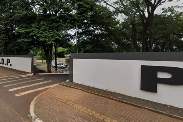 Polícia prende professor suspeito de abuso em colégio de Foz do Iguaçu