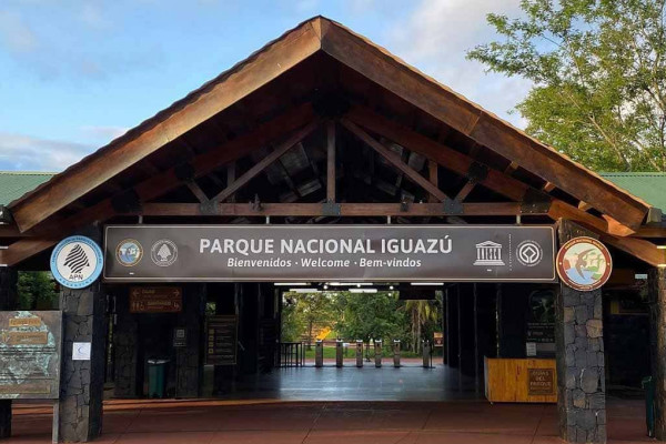 Lado argentino das Cataratas amplia horário para a temporada de verão