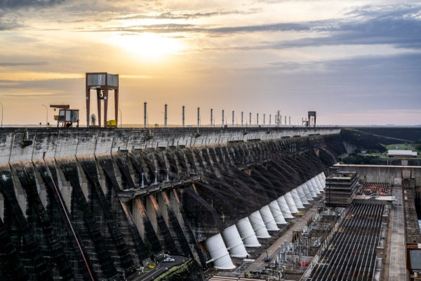 Royalties da Itaipu somam R$ 1,381 bilhão e beneficiam seis estados