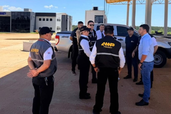 Ponte da Integração: caminhoneiros terão de pagar taxa no Paraguai