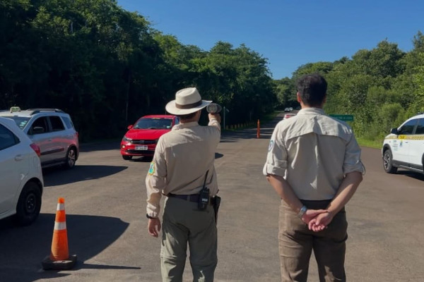 Argentina reforça fiscalização de velocidade no acesso às Cataratas