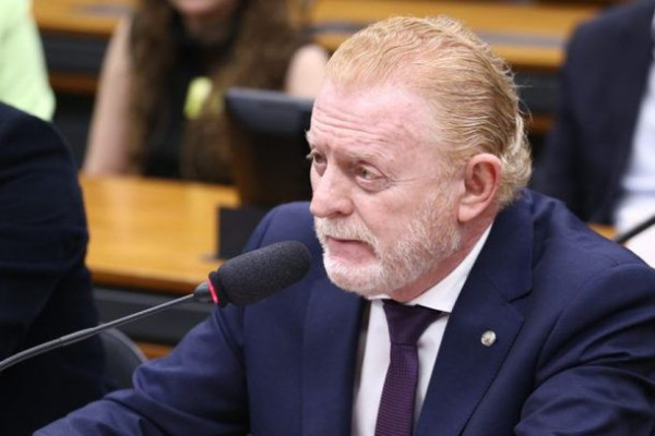 Deputado Vermelho assume vice-presidência da Comissão de Finanças da Câmara