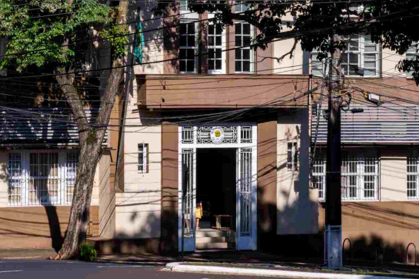 Silva e Luna veta projeto que exige exposição do tempo de espera na saúde